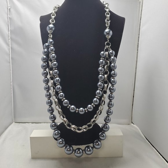Macy's pewter 3 layer necklace - Picture 1 of 8